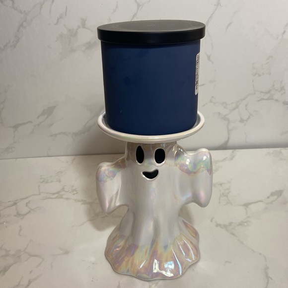New Viral Bath & Body Works White Iridescent Ghost Pedestal 3-Wick Candle Holder - Picture 3 of 6